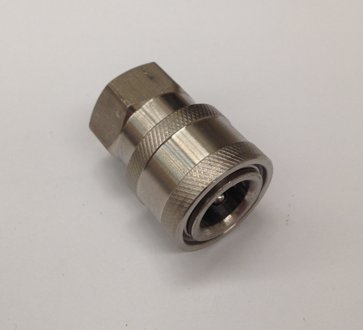 Quick Connect NTP Thread Coupler "B" 3/8" B 3/8" Npt F Spraychief